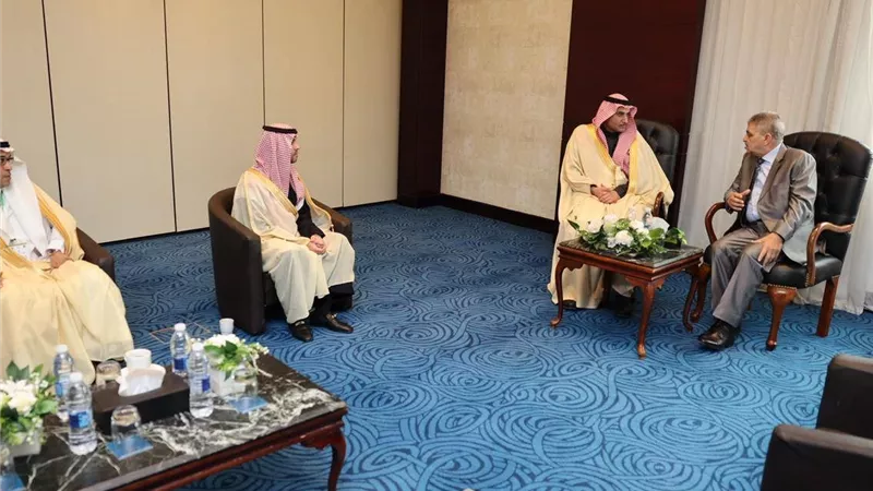 أسامة ربيع يبحث مع موانئ السعودية سبل التعاون في بناء الوحدات البحرية