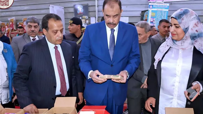 محافظ سوهاج يفتتح معرض «أهلاً رمضان» بتخفيضات 30%  للسلع ولحوم بـ300 جنيه