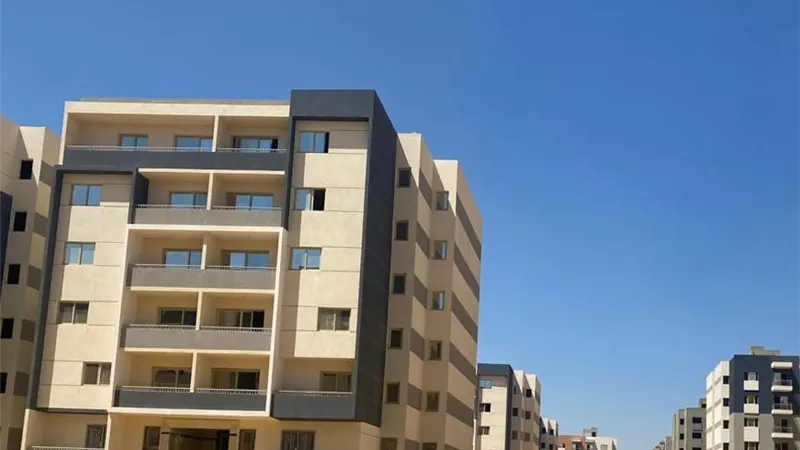 دراسة إنشاء 10 آلاف وحدة سكنية بشرق وغرب القاهرة وسوهاج الجديدة بالشراكة مع القطاع الخاص