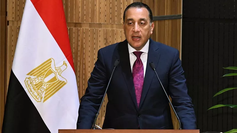 رئيس الوزراء: سنعيد النظر في أسعار الوقود إذا استمرت الحرب لفترات طويلة