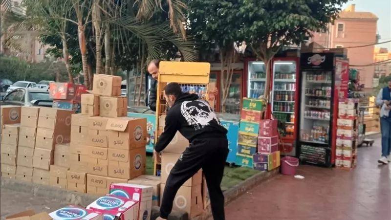 لا تهاون في الشيخ زايد.. حملات ميدانية مكثفة لإزالة الإشغالات والمخالفات بالمدينة