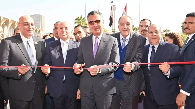 وزير التموين ومحافظ القاهرة يفتتحان معرض «أهلاً رمضان» الرئيسي بمدينة نصر لتوفير السلع بأسعار مخفضة