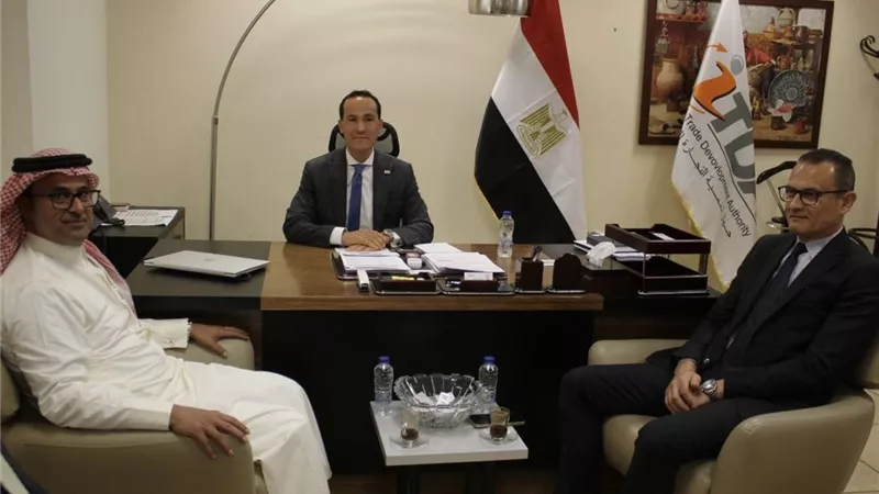 جهاز تنمية التجارة يبحث خطة تعزيز الاستثمارات السعودية في مصر