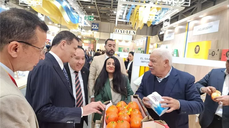 علاء فاروق يفتتح جناح مصر بمعرض فروت لوجستيكا ببرلين بمشاركة 99 شركة