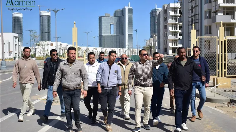 رئيس جهاز العلمين الجديدة يتابع المشروعات القومية ويوجه بتكثيف معدلات التنفيذ