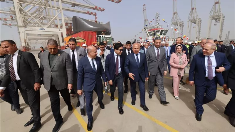 تشغيل تجريبي تجاري لمحطة «تحيا مصر 1» بميناء دمياط.. خطوة استراتيجية نحو تحويل مصر لمركز إقليمي للوجستيات