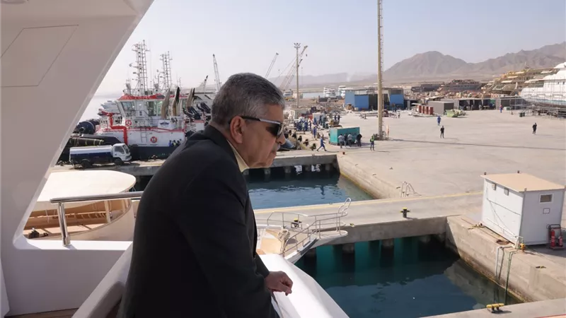 الفريق أسامة ربيع: بدء التشغيل التجريبي لليخت السياحي الجديد من إنتاج شركة قناة السويس للقوارب الحديثة