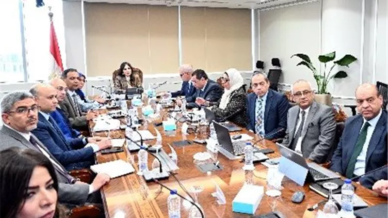 وزيرة الإسكان تشدد على زيادة معدلات تسليم الوحدات للحاجزين على أعلى مستوى بكافة المشروعات