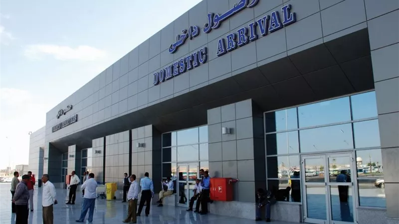 وزير الطيران: 68 شركة وتحالف عالمي تتقدم لطرح إدارة مطار الغردقة الدولي