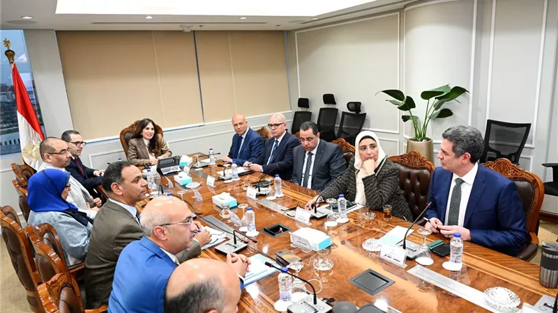 وزيرة الإسكان تبحث مع الشركة السعودية المصرية للتعمير معدلات تسويق عدد من المشروعات 