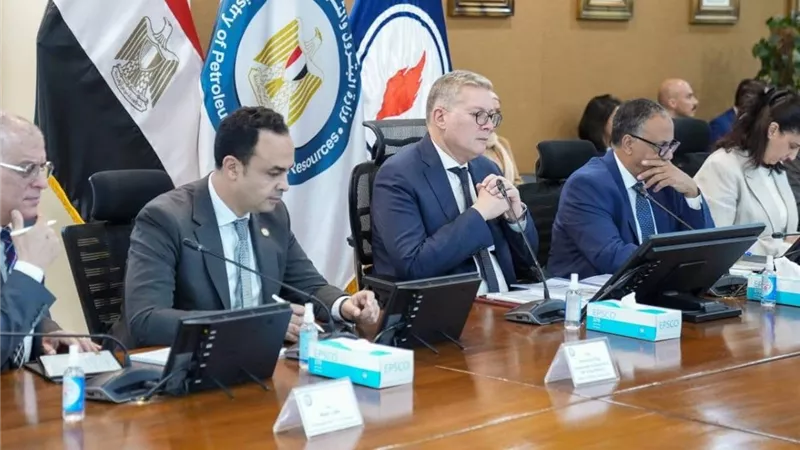 وزير البترول: أهمية التكنولوجيا في تعظيم الاستفادة من الفرص البترولية بخليج السويس