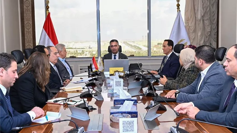 اتفاق تاريخي بين التموين وحياة كريمة لإمداد المنافذ بلحوم ودواجن بأسعار مخفضة