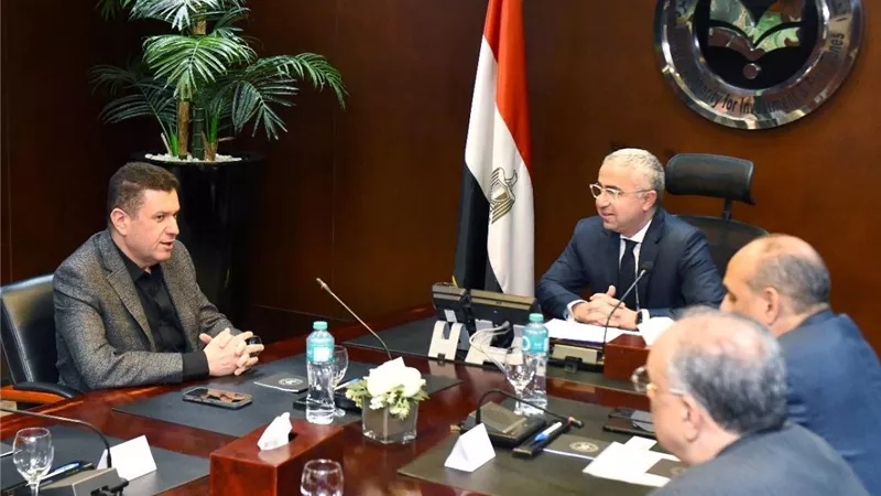 استثمارات بـ 40 مليون دولار.. بدء تشغيل مصنع 