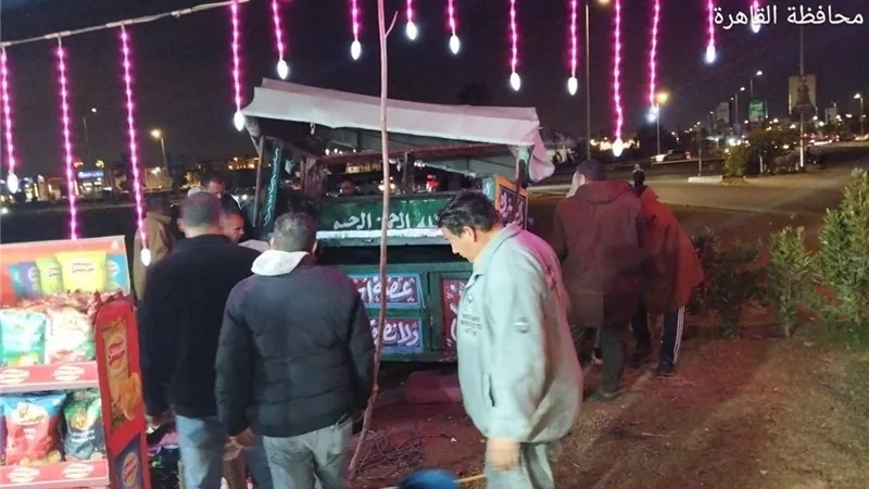 حملة مكبرة بالعاشر من رمضان لإعادة الانضباط ورفع الإشغالات بعدد من الأحياء