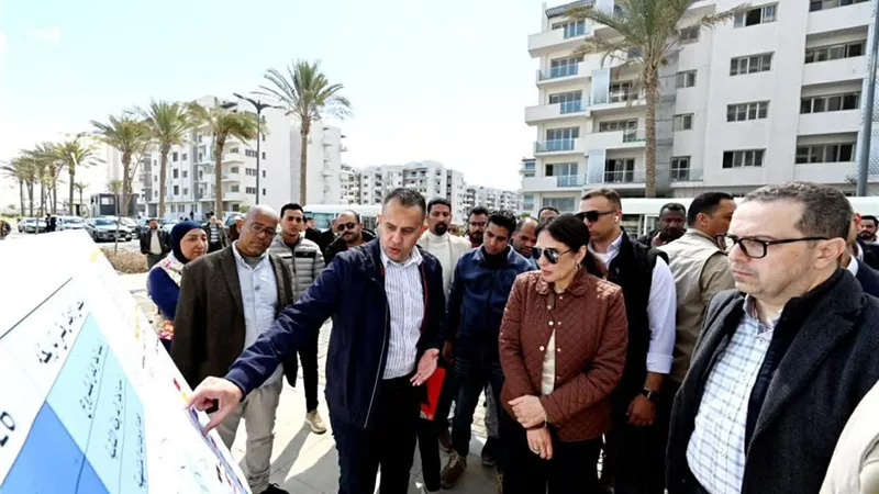 على مساحة 707 أفدنة.. وزيرة الإسكان تتفقد كومباند 