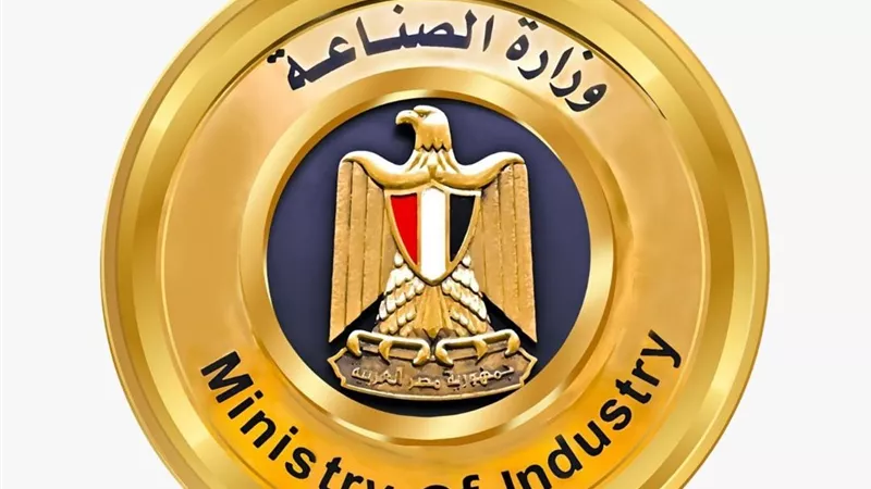 قرار عاجل من وزير الصناعة بتعديل ضوابط تأجير المصانع داخل المناطق الصناعية