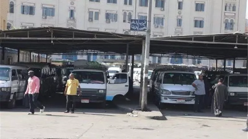 رئيس جهاز 6 أكتوبر: إلزام جميع السائقين بالتعريفة ومنع أي محاولات للمغالاة.