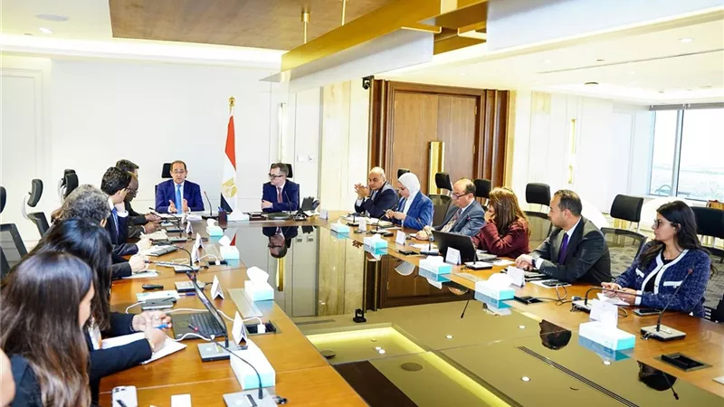 وزيرا التخطيط والمالية يبحثان إطلاق آلية لضمان تمويل مشروعات البنية التحتية بمصر