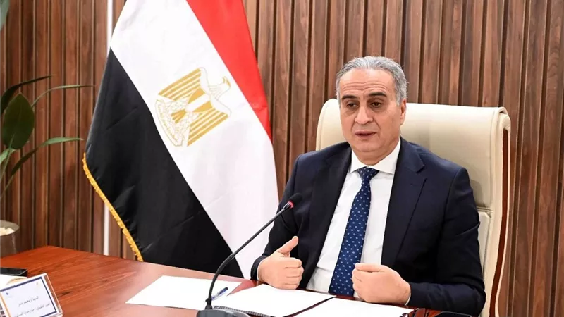 ضبط 12 مخالفة.. جهاز حماية المستهلك بمحافظة أسوان يواصل تنفيذ الحملات الرقابية