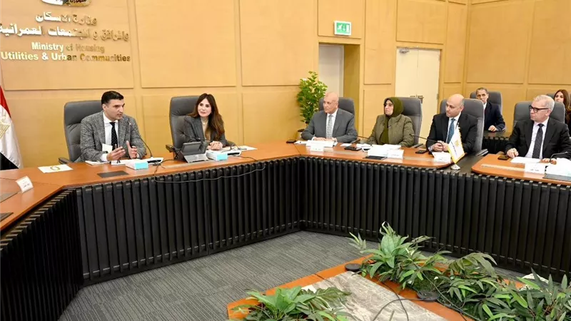 وزيرة الإسكان: نستهدف وجود مناطق صناعية جاذبة للاستثمار من خلال إتاحة الأراضي الصناعية 