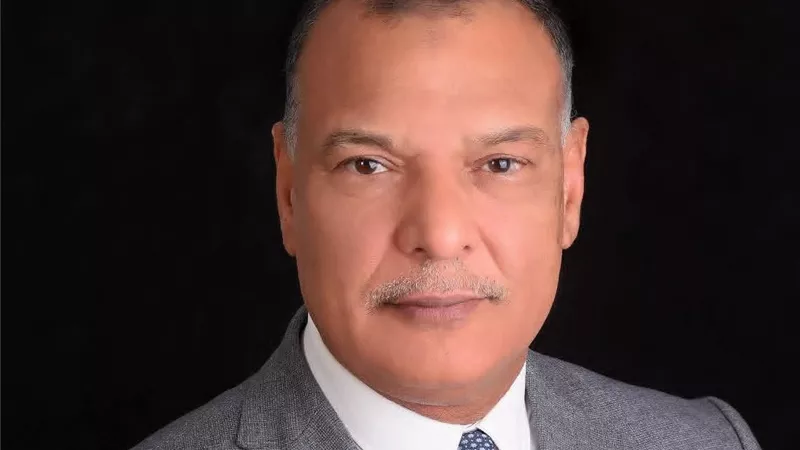 رئيس غرفة البحر الأحمر يطالب بمراعاة طبيعة المحافظات السياحية بقرارات الغلق