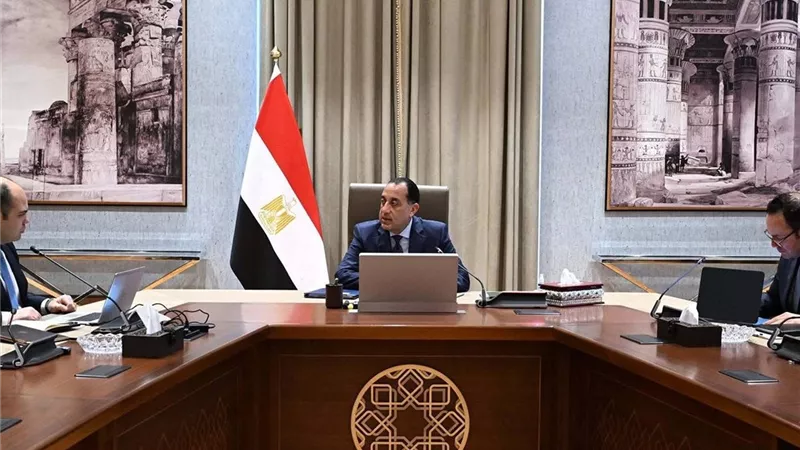رئيس الوزرا: الدولة لن تسمح بأي تلاعب في أسعار السلع الأساسية أو تعمد حجبها عن الأسواق