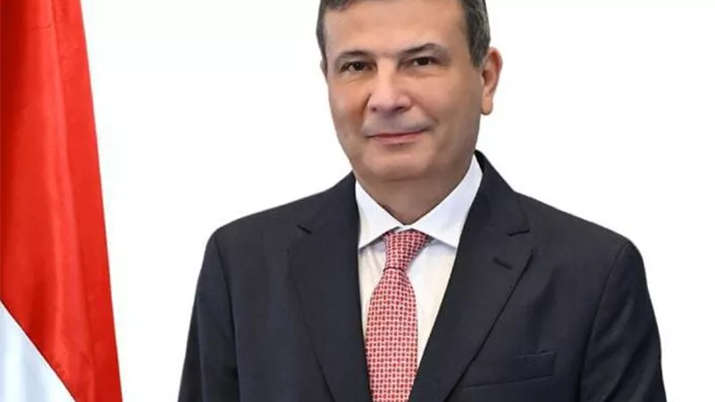 وزير الزراعة يوجه بتشديد الرقابة على الأراضي وتكثيف دعم المحاصيل الاستراتيجية 