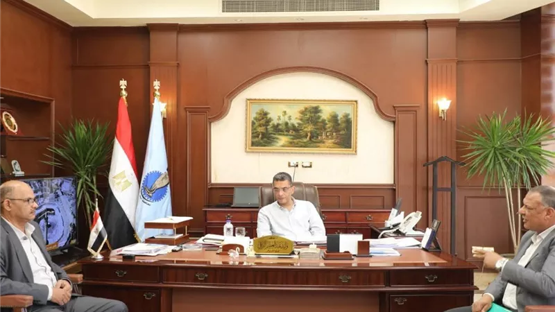 رئيس غرفة البحر الأحمر يبحث آليات توفير السلع الأساسية بأسعار عادلة