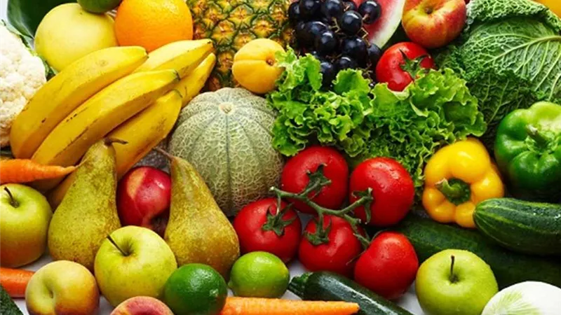 أسعار الخضروات اليوم السبت بسوق العبور.. الطماطم تواصل الارتفاع  
