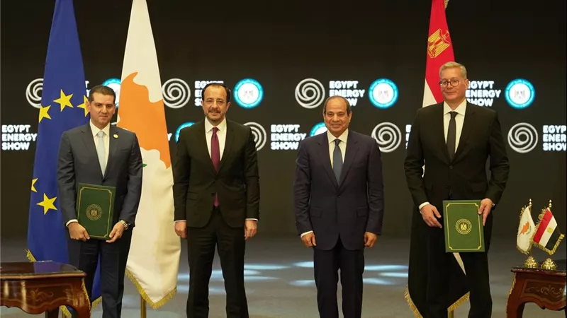 السيسي ونظيره القبرصي يشهدان توقيع اتفاق للتعاون في الغاز لتعزيز الشراكة وأمن الطاقة