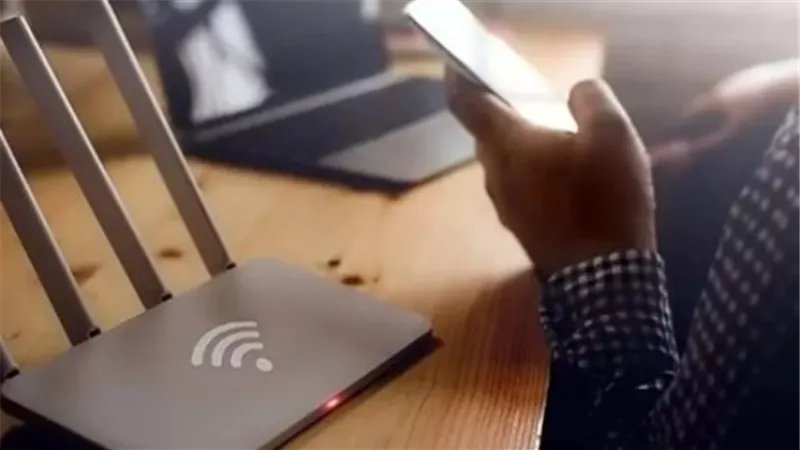 هل يتم قطع خدمات الإنترنت ليلاً لترشيد استهلاك الكهرباء ؟.. الحكومة توضح 