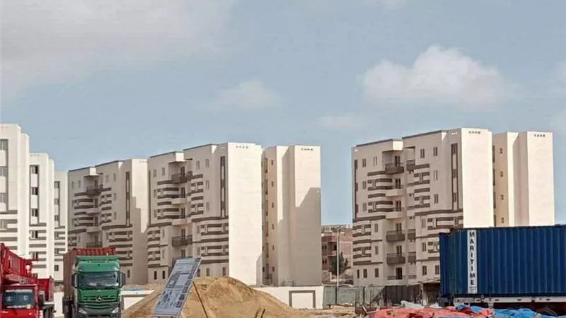 وزيرة الإسكان تتابع سير العمل بعددٍ من المشروعات الجاري تنفيذها بمدينة حدائق أكتوبر