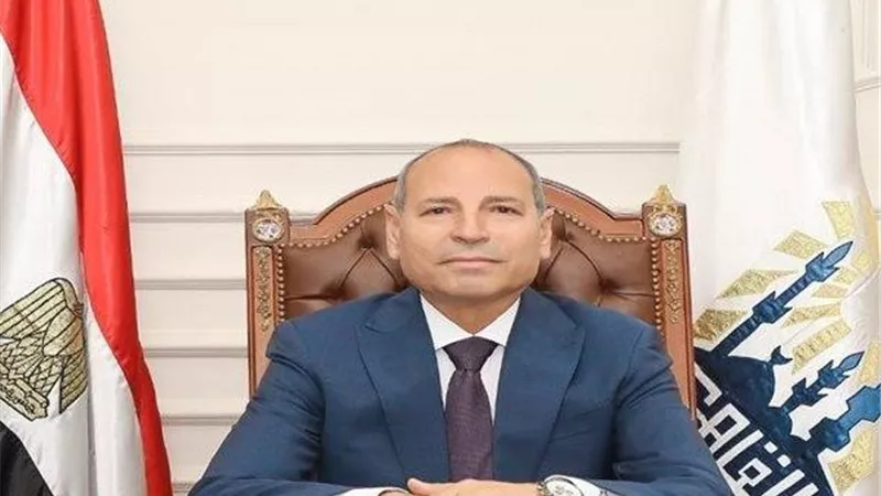محافظ القاهرة يشيد بملتقى اتحاد الغرف 