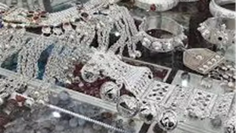تراجع أسعار الفضة اليوم في مصر.. تعرف على سعر عيار 925 والجنيه الفضة في 