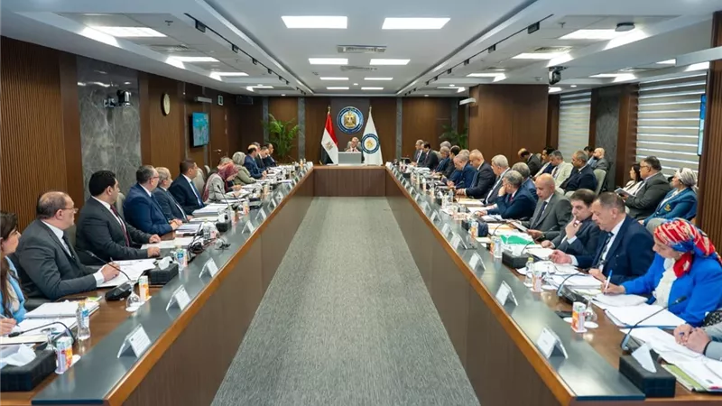 البترول: جاسكو تستعد لتشغيل توسعات دهشور ومجمع غازات الصحراء الغربية