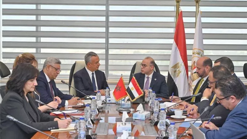 وزيرا الاستثمار المصري ونظيره المغربي يبحثان تعزيز الشراكات الاقتصادية الثنائية