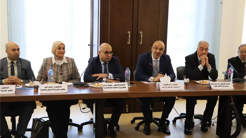 لجنة القطاع الطبي بغرفة الإسكندرية تبحث مبادرة 