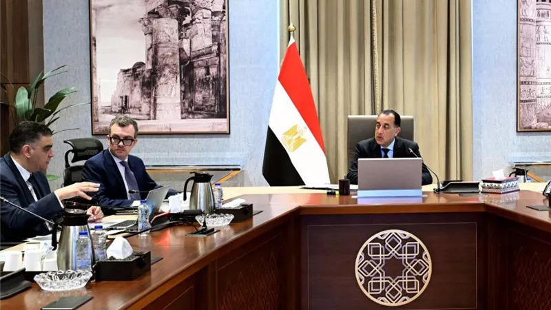 رئيس الوزراء يتابع الموقف المالي للهيئة المصرية للشراء الموحد وسداد مستحقات الشركات