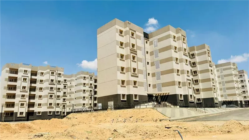 وزيرة الإسكان تتابع موقف تنفيذ وحدات «سكن لكل المصريين» بمدن 15 مايو والسادات وحدائق العاشر والعبور الجديدة
