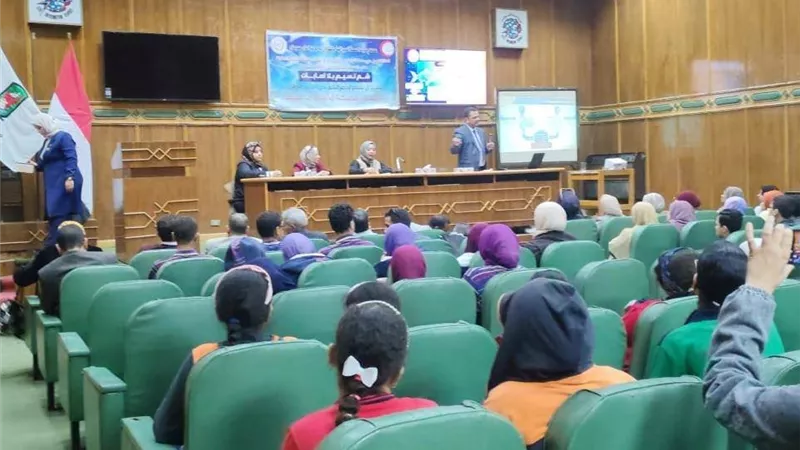 الزراعة تواصل دعم المزارعين بخطة بحثية وإرشادية شاملة