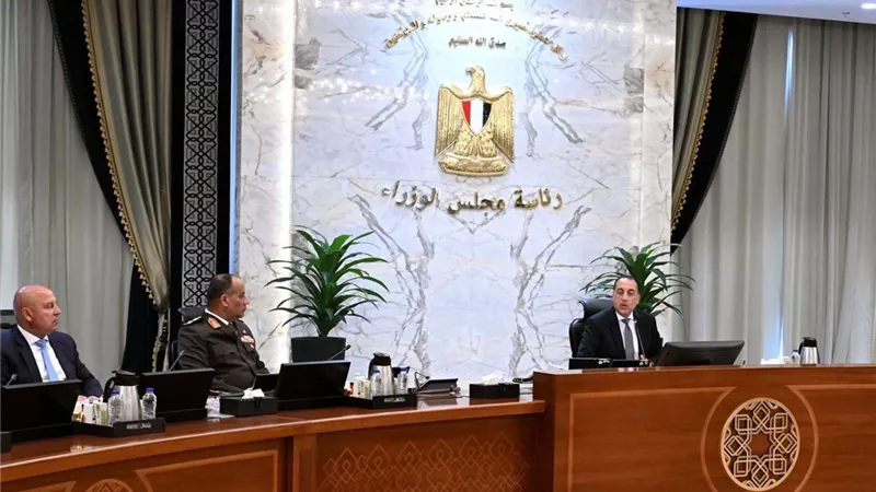 الحكومة تُقر موازنة 2026/2027 بإيرادات 4 تريليونات جنيه وتخصيصات ضخمة للحماية الاجتماعية
