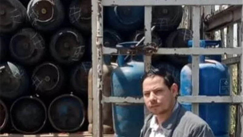حملات تموينية مكثفة بالبحيرة  تسفر عن ضبط مبيدات منتهية وسجائر مجهولة المصدر