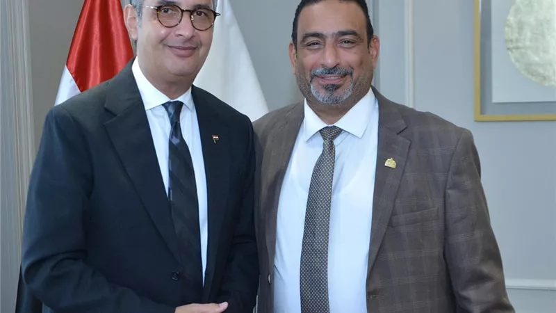 تعزيزًا للأمن الغذائي.. انطلاق موسم توريد القمح المحلي.. وتنسيق مكثف بين التموين وغرفة صناعة الحبوب