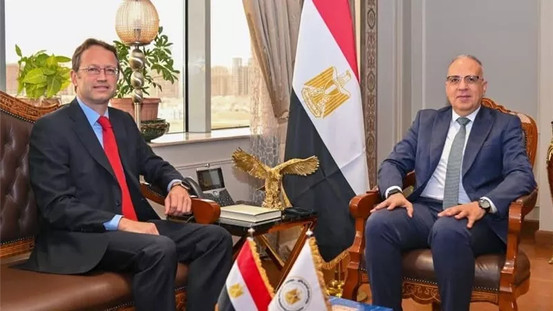  مصر وإسبانيا تبحثان تعزيز التعاون في إدارة المياه وتطوير الري الذكية