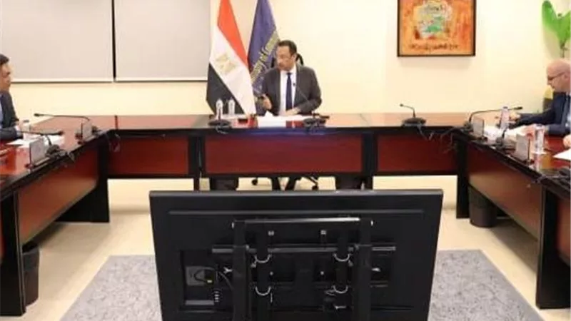 تعاون مصري–صيني لتصنيع 3 ملايين هاتف سنويًا ودعم التصدير للأسواق الإقليمية