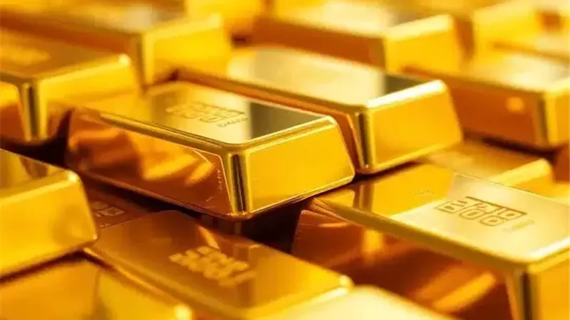 ذهب أم عقار؟ خبير اقتصادي يحدد الأفضل للاستثمار الآن