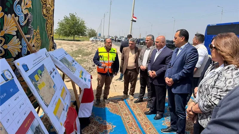 مدبولي يتفقد تطوير طرق بسيناء بشكل مفاجئ خلال توجهه لافتتاح مصنع ببئر العبد