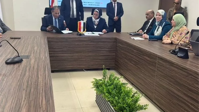 نقل الكهرباء توقع عقدًا لتوسعة محطة محولات غرب بكر لدعم استيعاب 2800 ميجاوات من طاقة الرياح