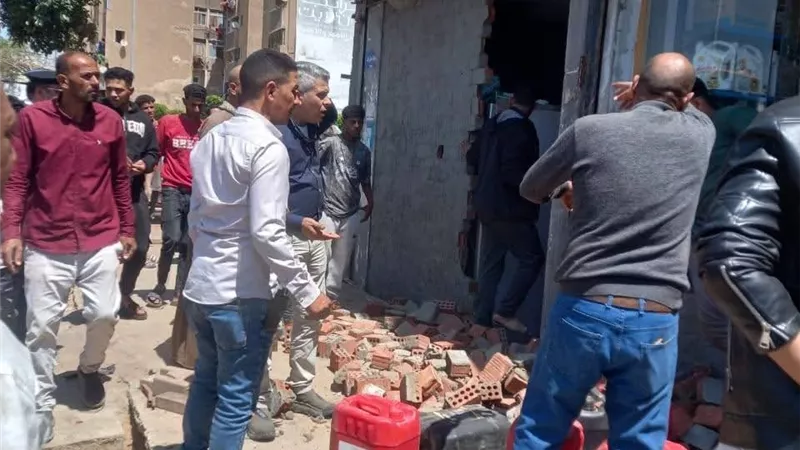 تنفيذ 108 قرارات إزالة وتشميع في حملة موسعة بمدينة العاشر من رمضان