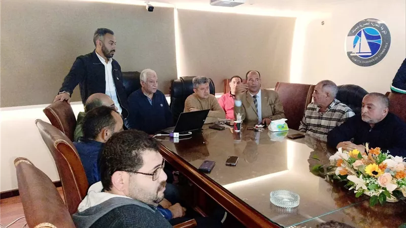 تنسيق بين غرفة دمياط ومجلس المدينة لدعم تجار الأسماك